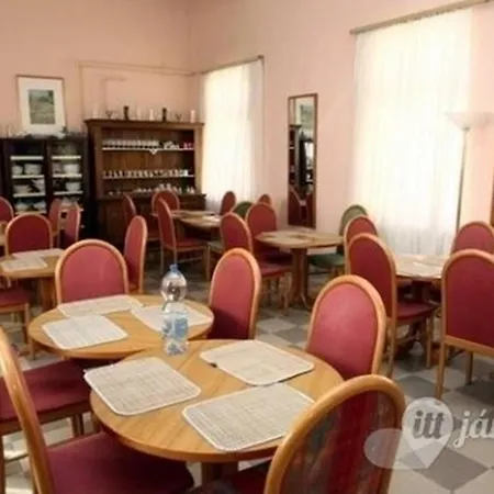 Turist Hotel